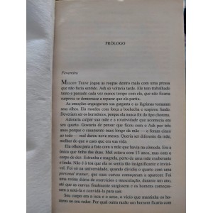 Retorno ao Passado, Carole Mortimer, Escândalo Perfeito, Melanie Milburne, Harlequin, Coleção Traição